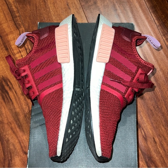 Adidas Originals Women's NMD_R1 Sneaker new burgundy white, purple&coral - Picture 12 of 14